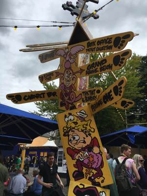 Pleasance Courtyard signpost